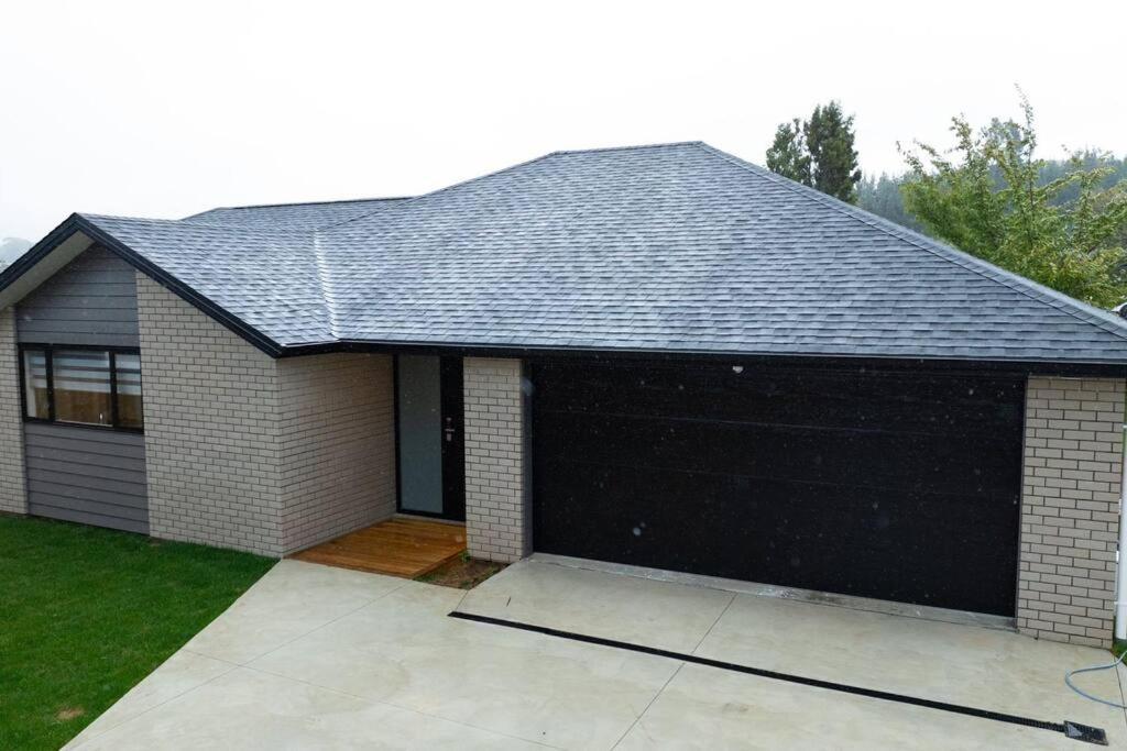 Rotorua Sunshine Brand New 4 Bedroom House Kültér fotó