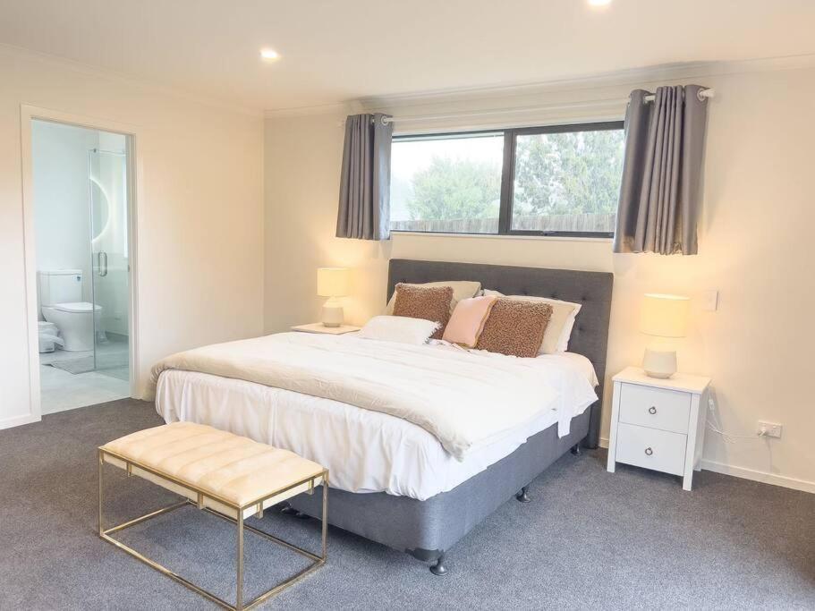 Rotorua Sunshine Brand New 4 Bedroom House Kültér fotó