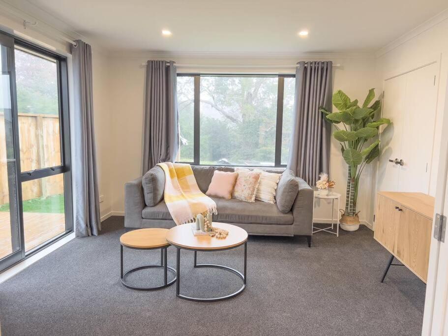 Rotorua Sunshine Brand New 4 Bedroom House Kültér fotó