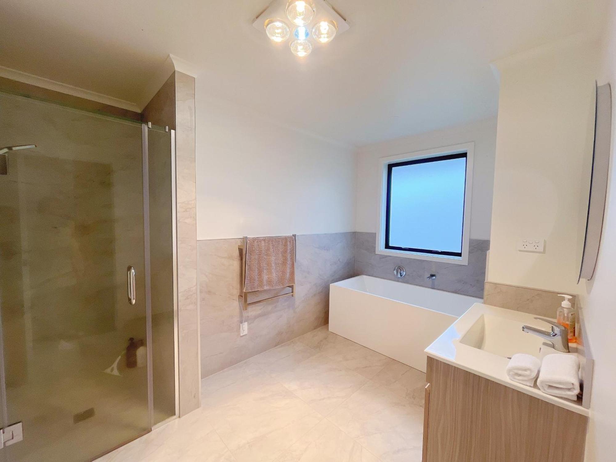 Rotorua Sunshine Brand New 4 Bedroom House Kültér fotó