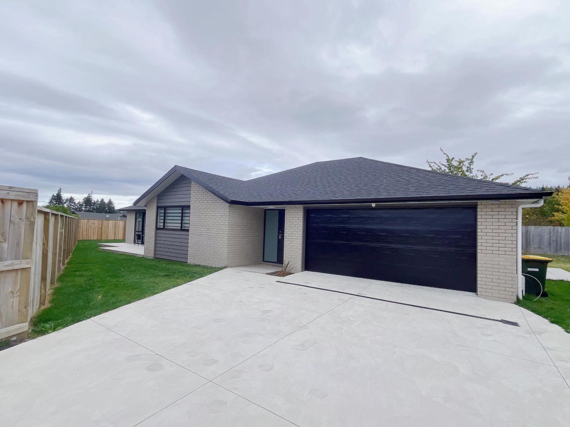 Rotorua Sunshine Brand New 4 Bedroom House Kültér fotó